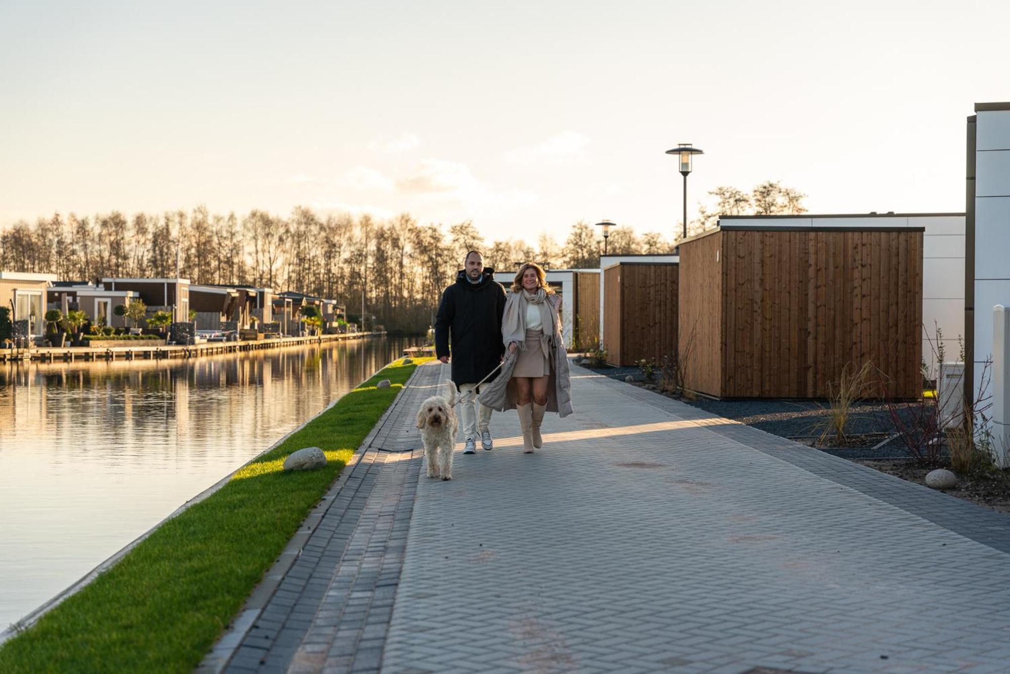 Marinapark Residentie Nieuw Loosdrecht Villa ภายนอก รูปภาพ